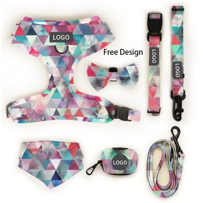 Disegnatori personalizzati Dogs Logo Luxury Soft Padded Reversible Dog Harness Vest e Collar Leash Bow Bandana Pet Harness Sets