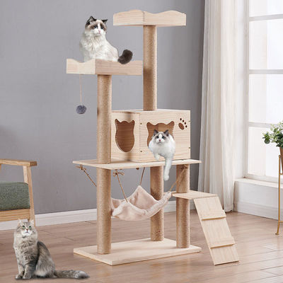 Albero da arrampicata multifunzionale in legno per gatti con design personalizzabile e piattaforma per torre di posta scalfita