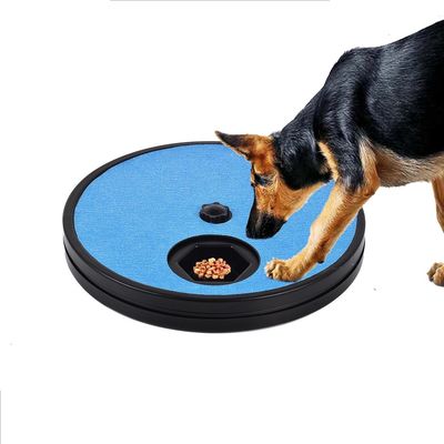 Ordinatori di giocattoli per animali domestici Slow Food con raschietto di carta da sabbia e distributore di dolci sono accettati